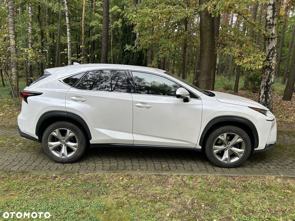 Lexus NX 200t Prestige AWD - 6