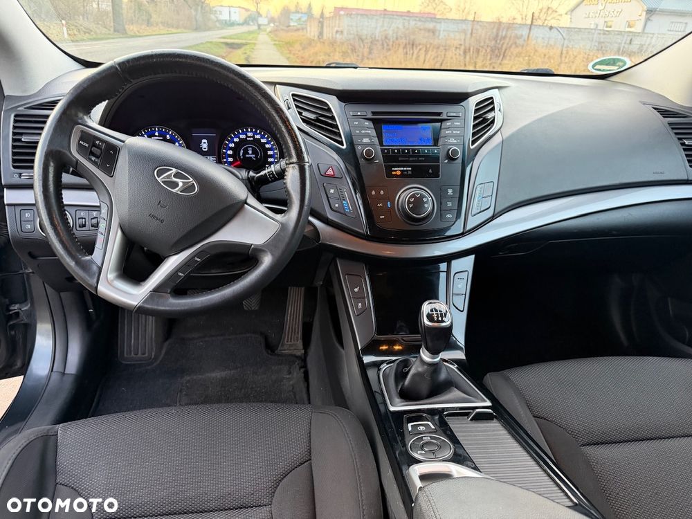 Hyundai i40 Kombi 1.6 Trend - 15