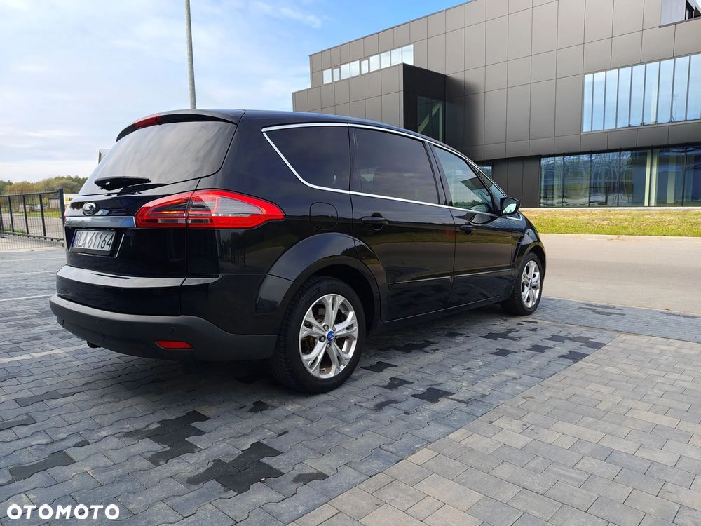 Ford S-Max - 8