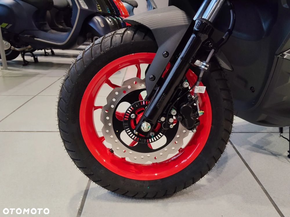 Aprilia SR - 10