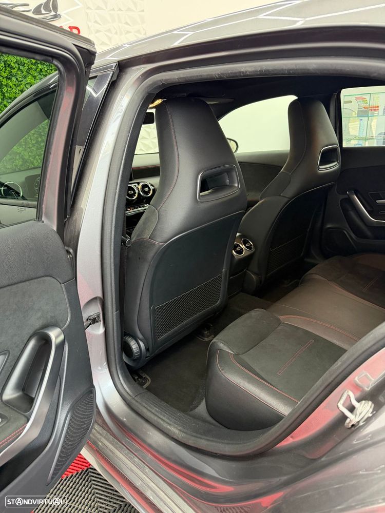 Mercedes-Benz A 200 d 8G-DCT AMG Line - 17