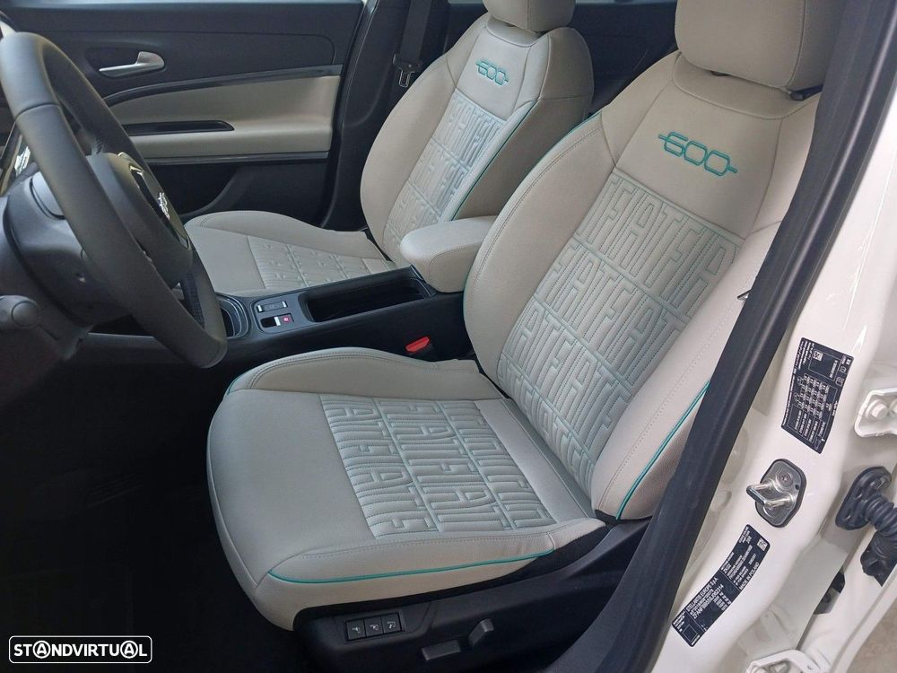 Fiat 600e 54 kWh La Prima - 28
