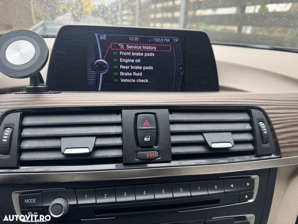 BMW Seria 3 320d Efficient Dynamic Edition Sport-Aut. Modern Line - 10