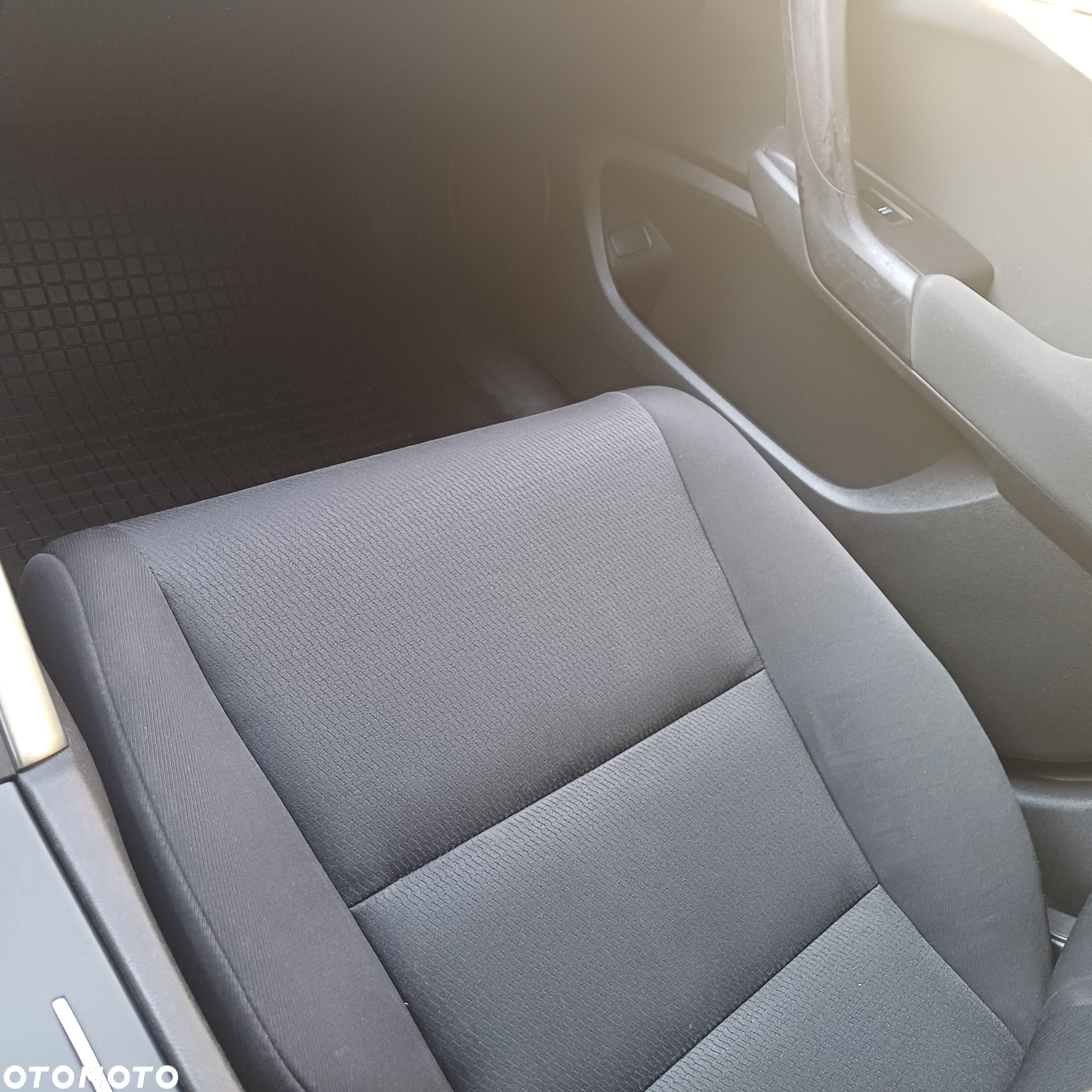 Honda Accord 2.2d Comfort - 6