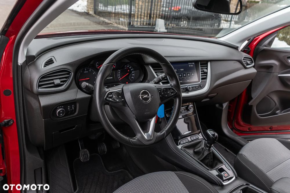 Opel Grandland X 1.2 Start/Stop Business Elegance - 31
