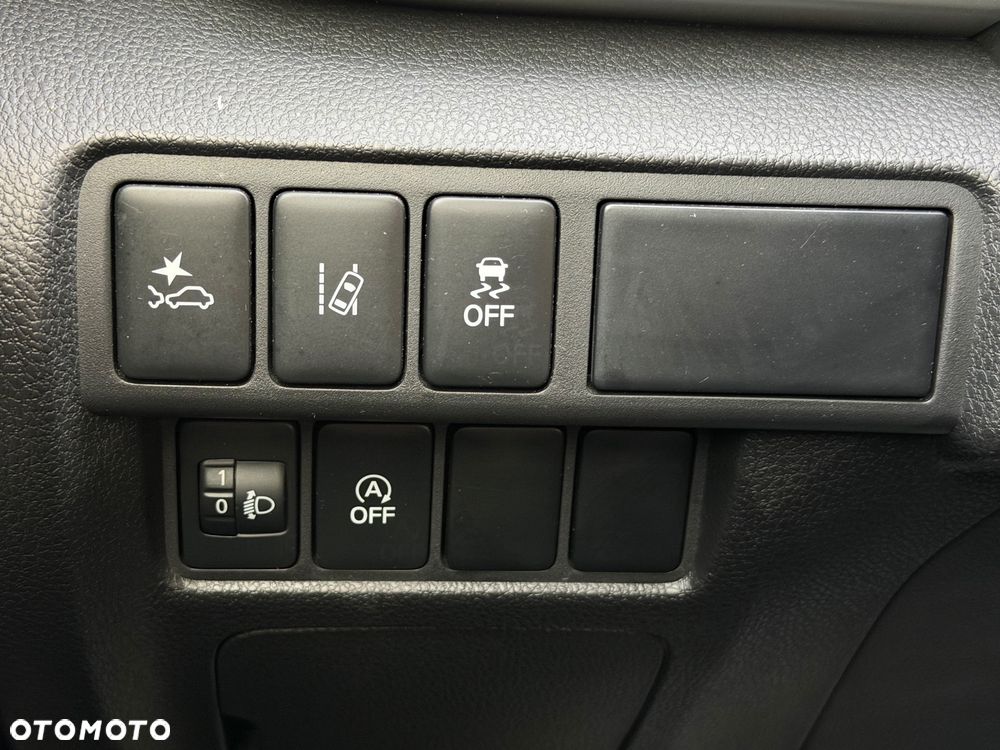 Mitsubishi Eclipse Cross - 24