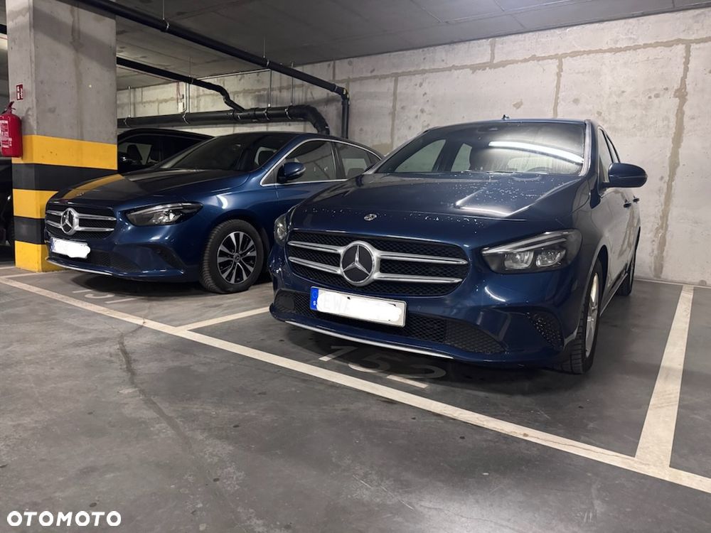 Mercedes-Benz Klasa B 200 d 8G-DCT - 33