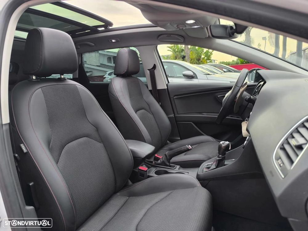 SEAT Leon 2.0 TDI DPF S&S DSG FR - 29