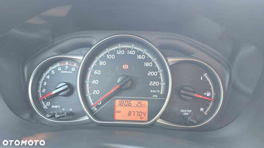 Toyota Yaris 1.0 Active EU6 - 7