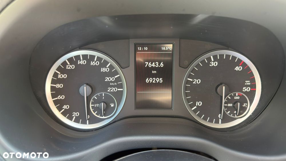 Mercedes-Benz VITO - 2