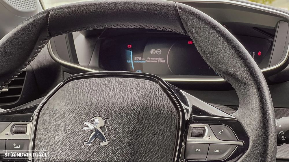 Peugeot 208 - 16