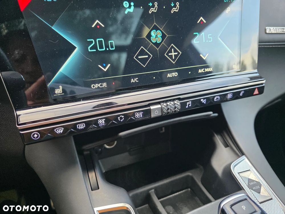 DS Automobiles DS 7 Crossback 1.6 E-Tense 4x4 Louvre - 24
