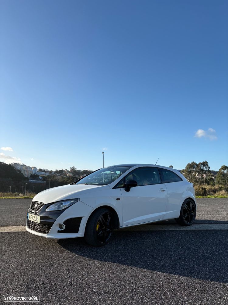 SEAT Ibiza SC 2.0 TDI CR FR - 2