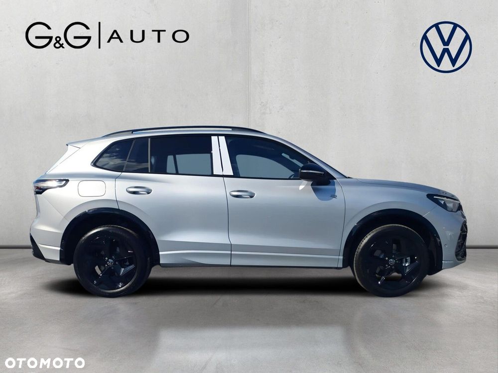 Volkswagen Tiguan - 9