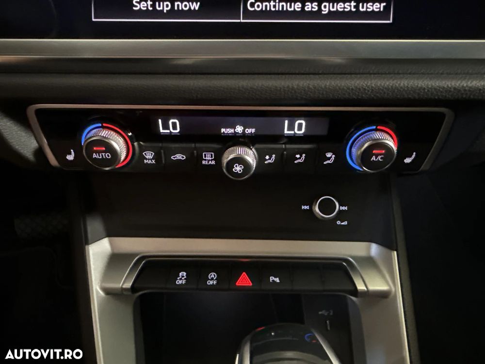 Audi Q3 - 18