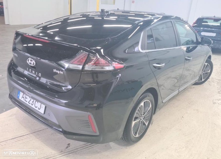 Hyundai Ioniq 1.6 GDI PHEV Tech - 3