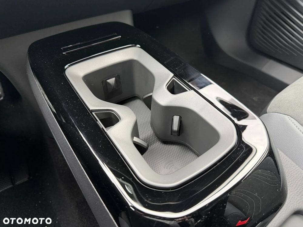 Volkswagen ID.4 77kWh Plus - 17