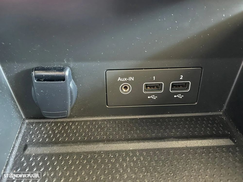 Renault Captur 1.3 TCe Initiale Paris EDC - 19