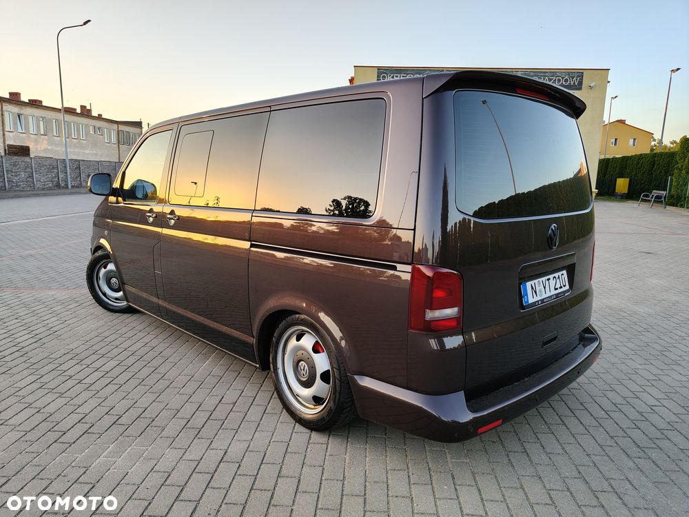 Volkswagen Multivan - 36