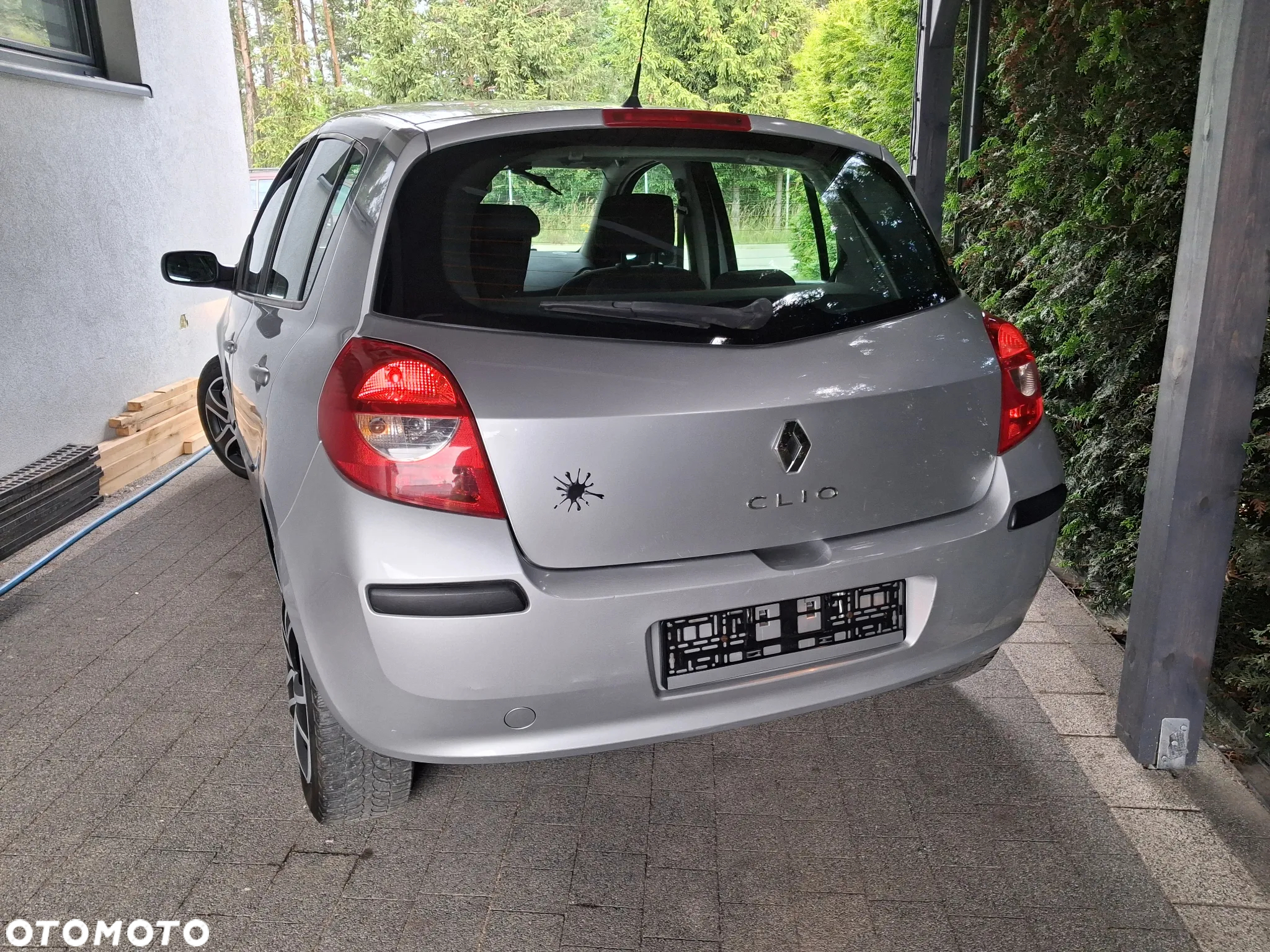 Renault Clio - 7