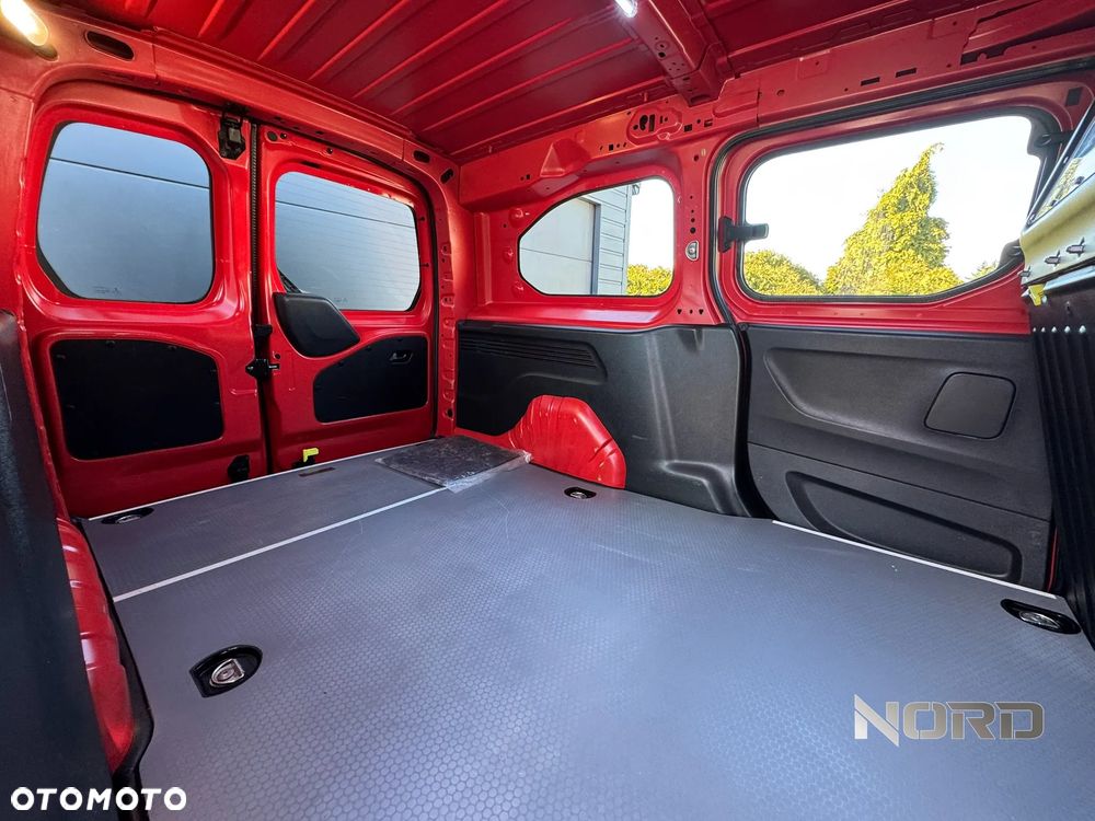 Peugeot Partner 4x4 1.5 Long Premium - 15