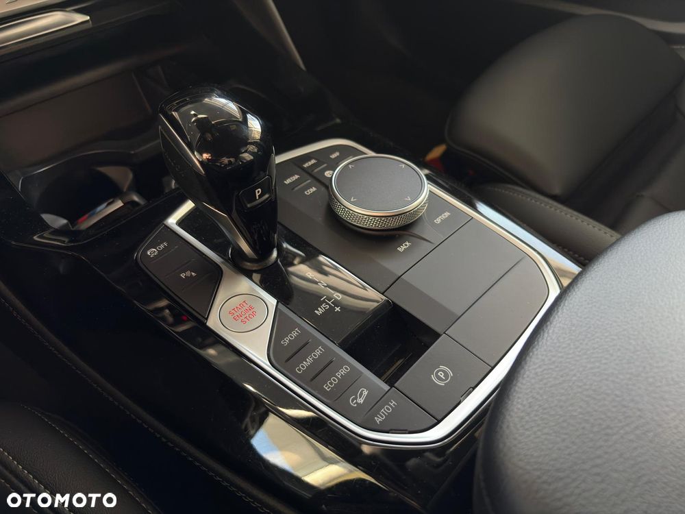 BMW X4 xDrive20d mHEV M Sport sport - 24