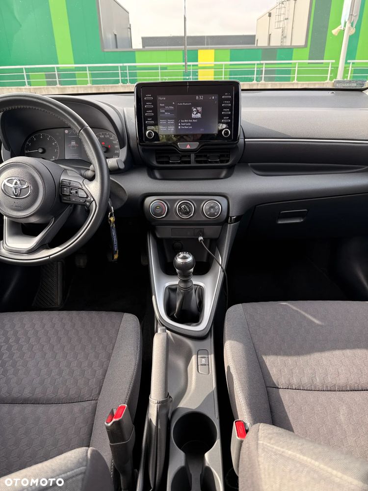 Toyota Yaris 1.5 Comfort - 16