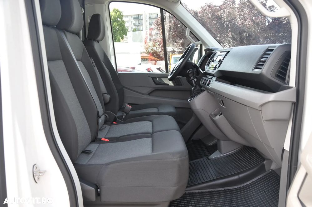 Volkswagen Crafter 2.0 CD MWB - 12
