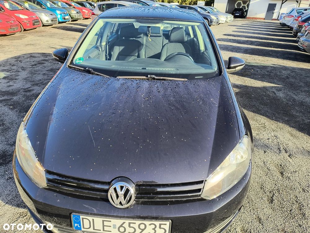 Volkswagen Golf - 6