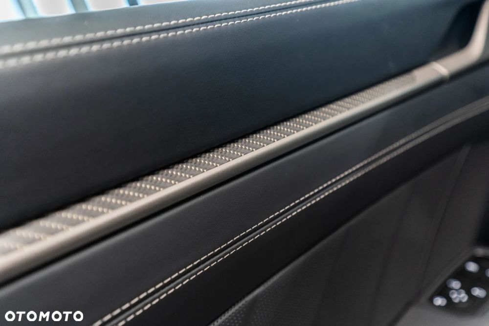 Porsche 911 Turbo S - 29