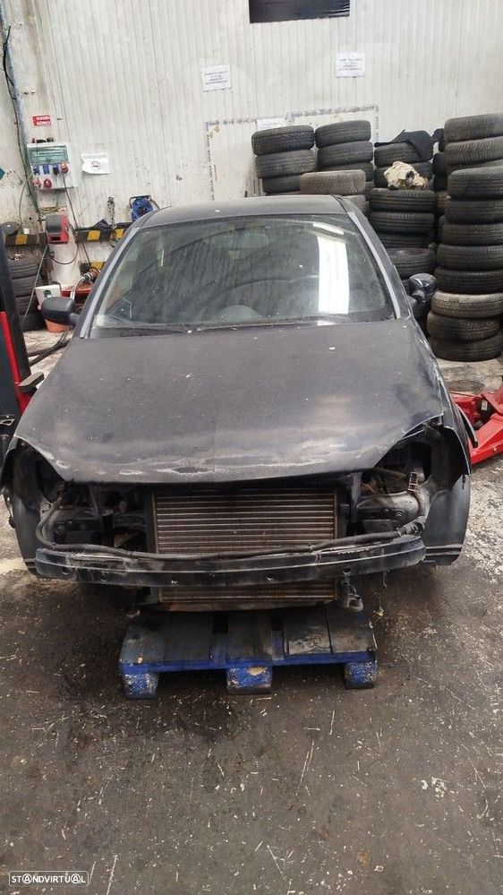 Para Peças Opel Corsa C - 1