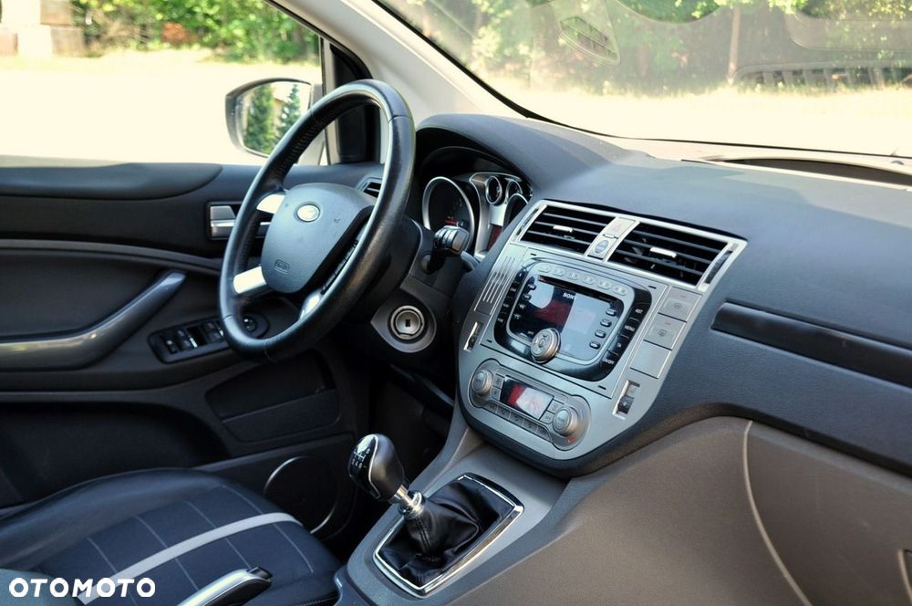 Ford Kuga - 18