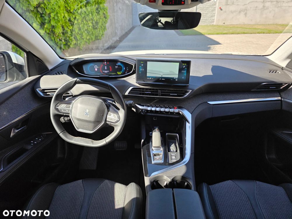Peugeot 3008 1.6 PureTech GPF Allure S&S EAT8 - 39