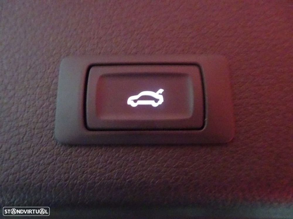 Audi Q8 e-Tron 55 quattro Advanced - 35