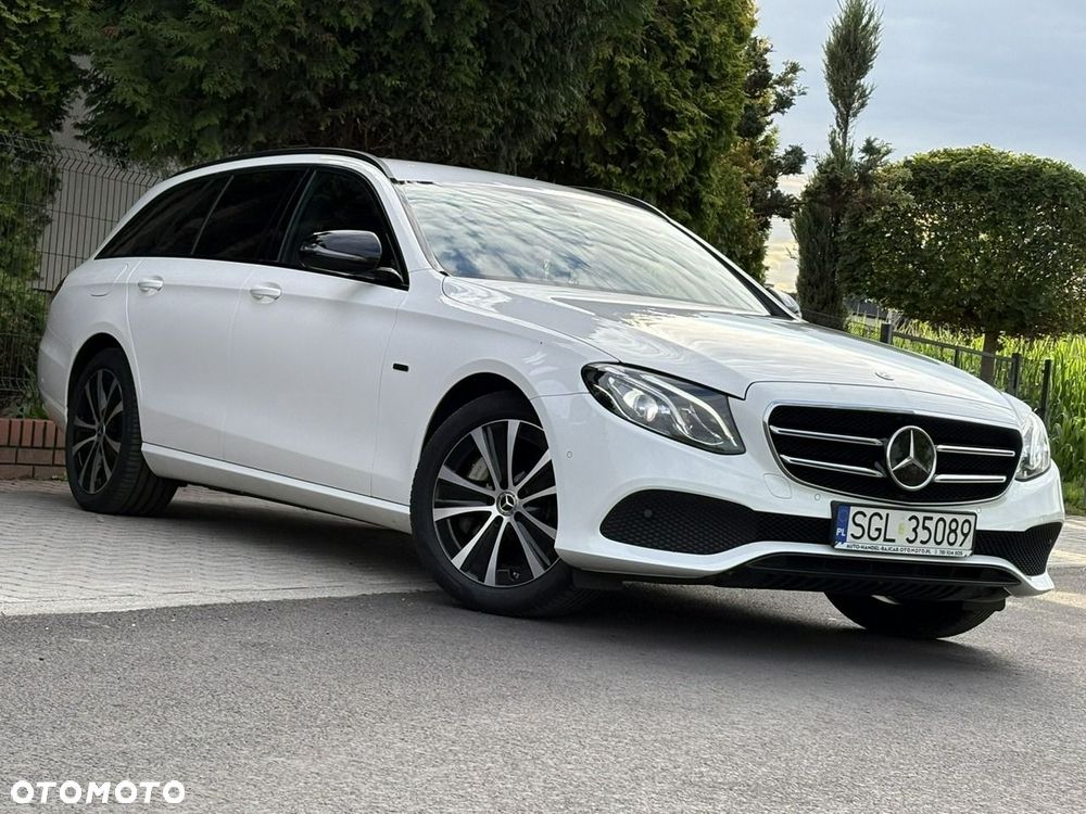 Mercedes-Benz Klasa E 300 de 9G-TRONIC Exclusive - 3