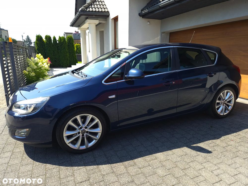 Opel Astra 1.6 Turbo Innovation - 2