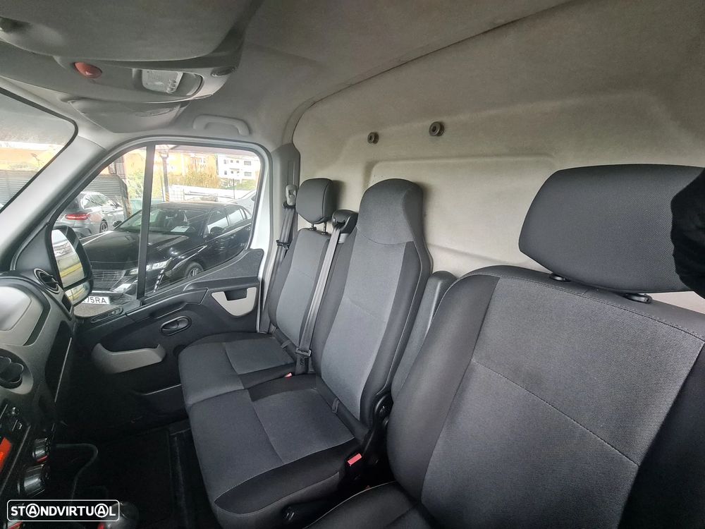 Renault Master 2.3Dci 145 CV L2H2 * AC /com IVA DEDUTÍVEL - 35