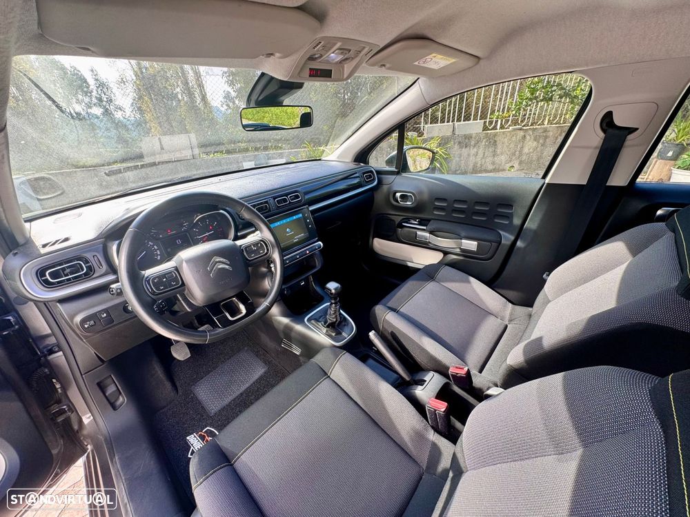 Citroën C3 1.2 PureTech Shine - 9