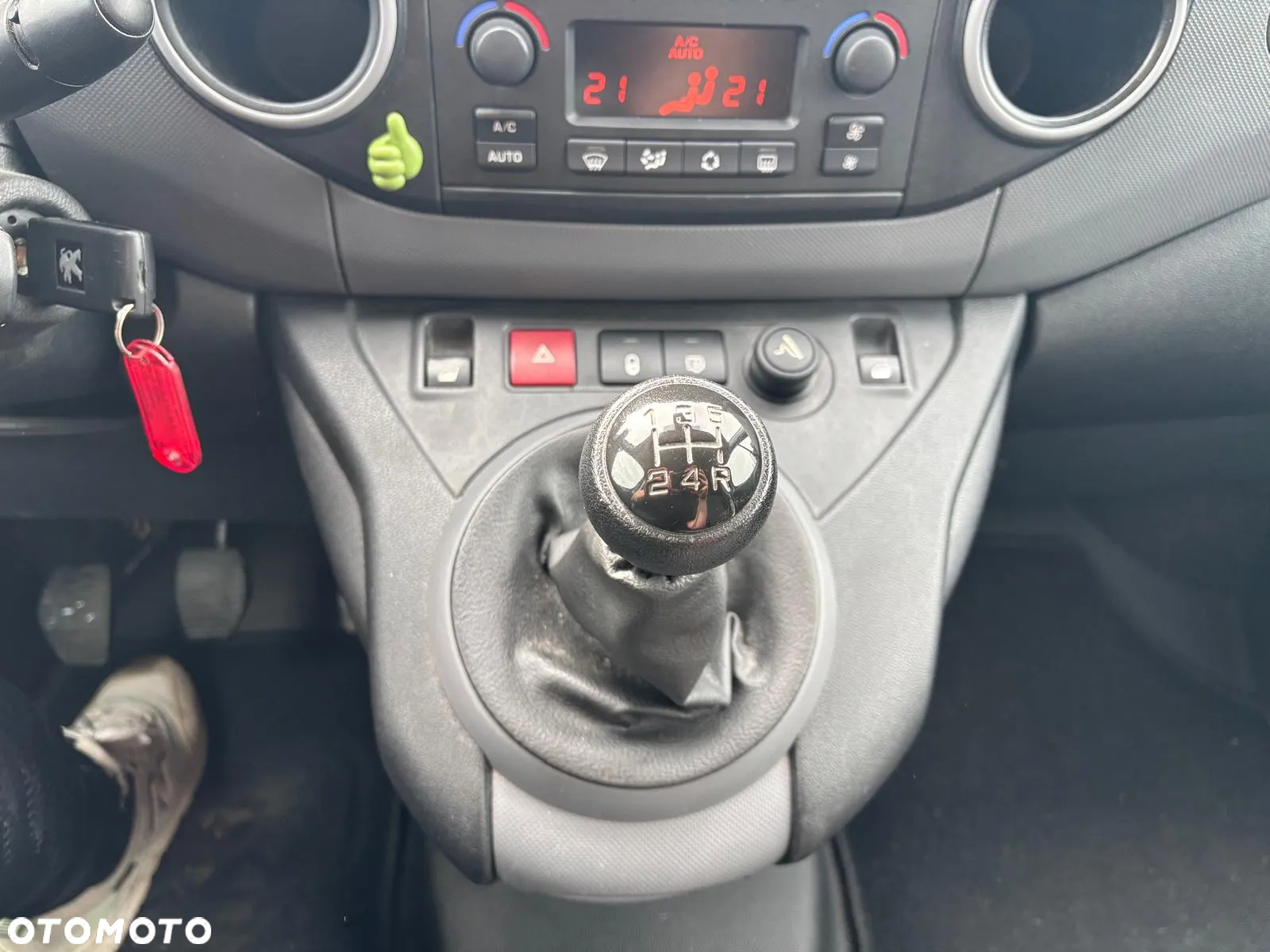 Peugeot Partner - 16