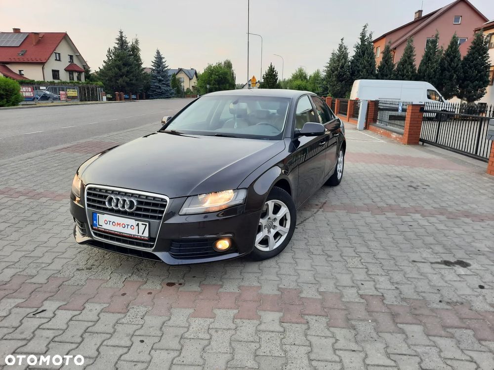 Audi A4 Limousine