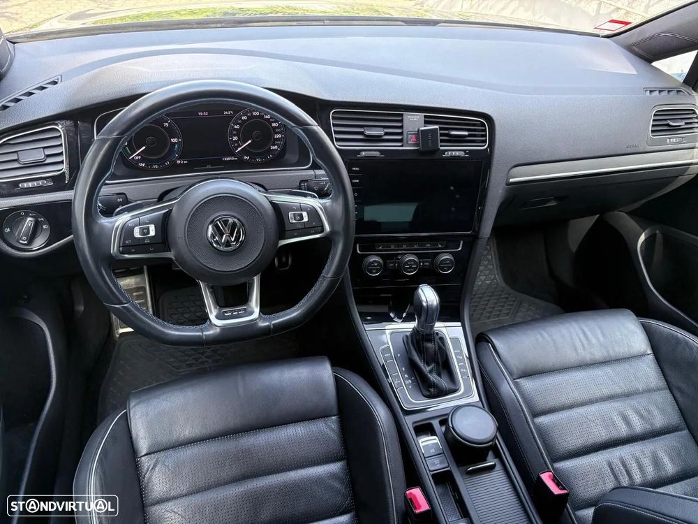 VW Golf 1.4 GTE Plug-in - 32