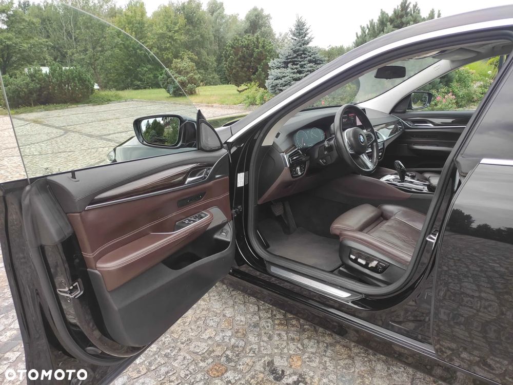 BMW 6GT - 9