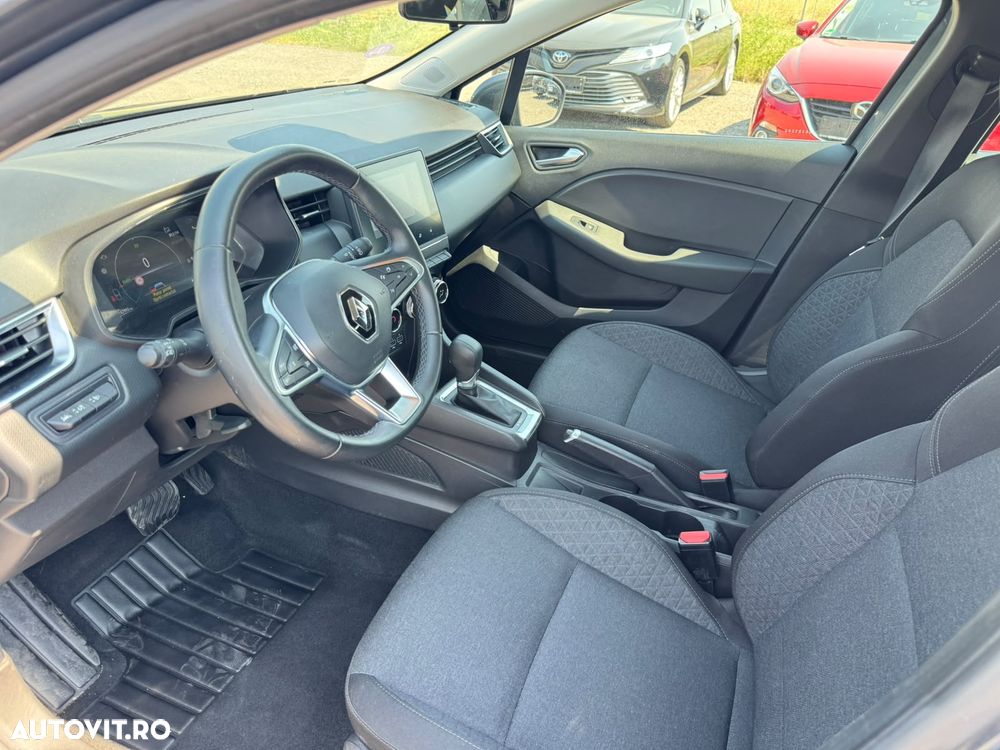 Renault Clio E-TECH 140 INTENS - 9