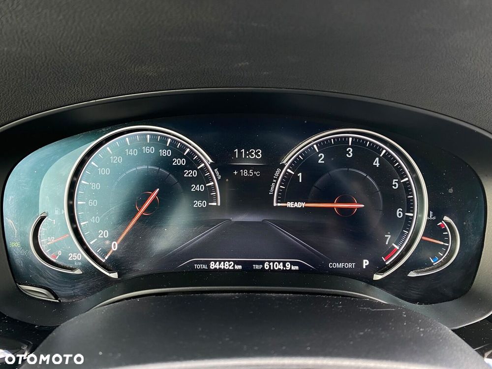 BMW Seria 5 - 24