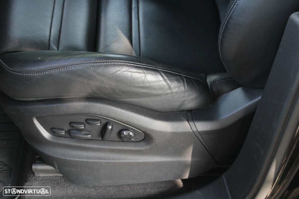 Porsche Cayenne Coupé E-Hybrid Platinum Edition - 11