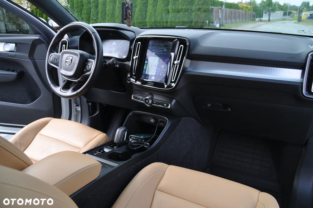 Volvo XC 40 B5 B AWD Geartronic Inscription - 11