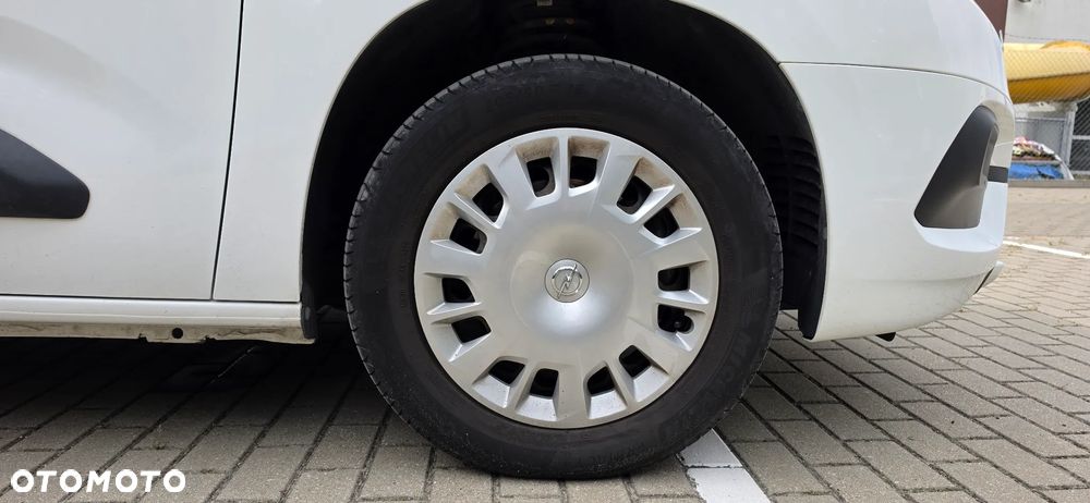 Opel Combo XL 1.5 CDTI Edition S&S - 38