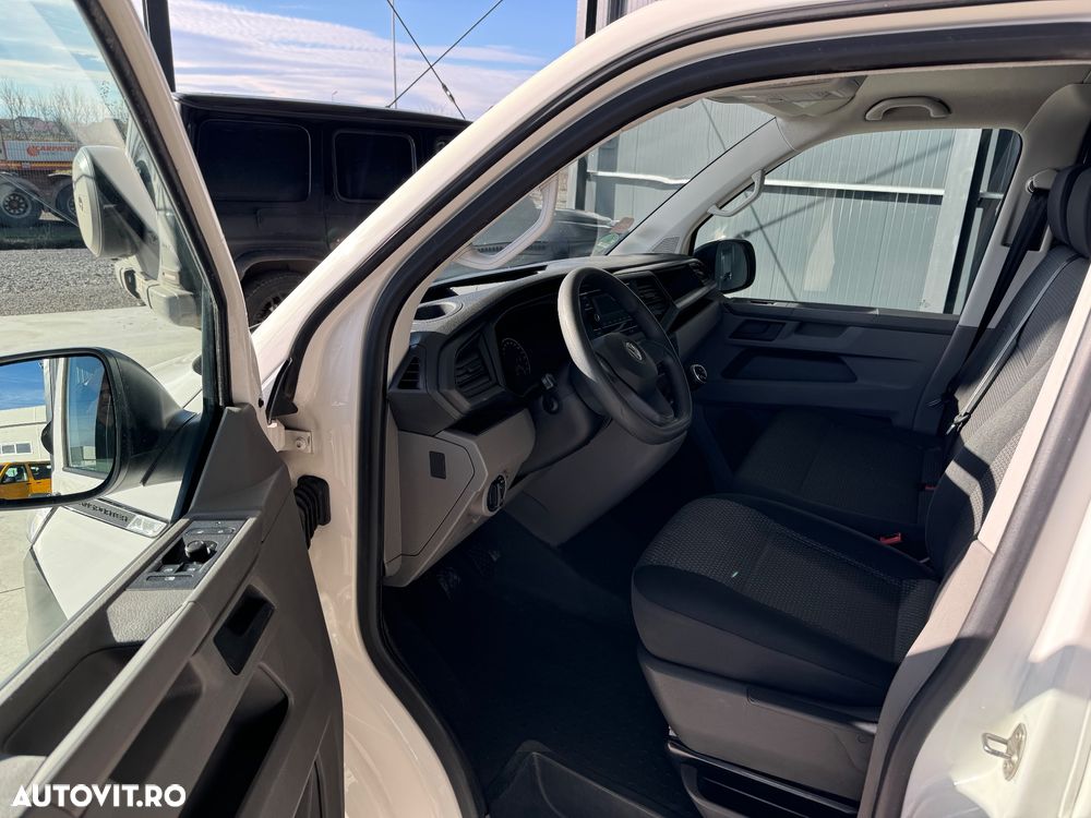 Volkswagen Transporter T6.1 - 13