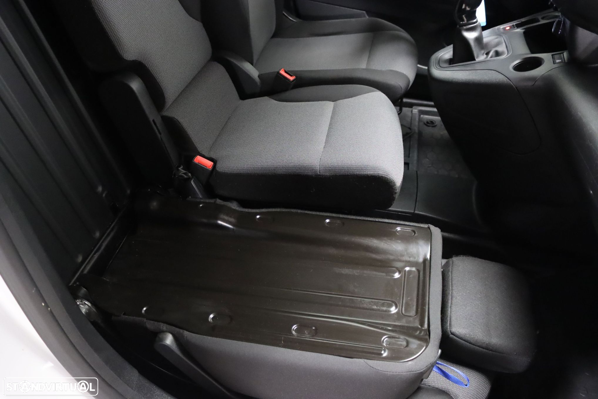 Citroën Berlingo 1.5 BlueHDi M Feel - 24