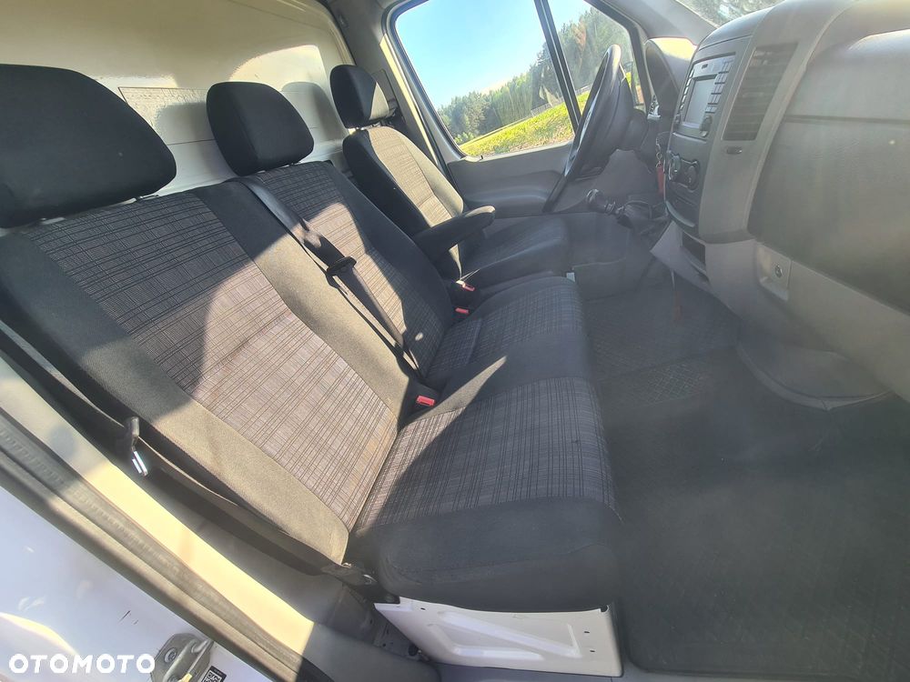 Mercedes-Benz Sprinter - 19